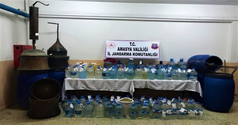 Amasya Jandarma'dan Sahte Alkol Operasyonu