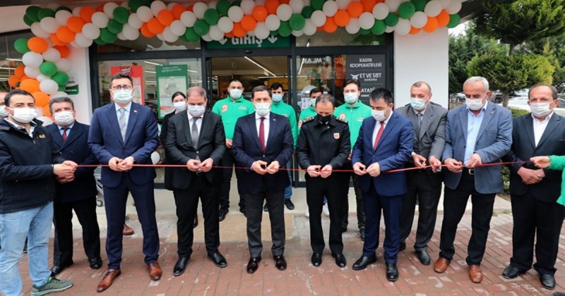 Amasya'da Tarım Kredi Kooperatif Marketinin Açılışı Yapıldı