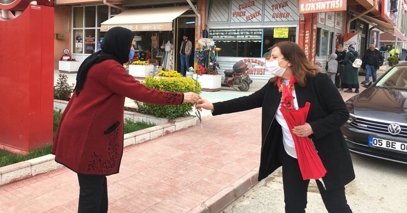 Başkan Özyol 'Anneler Günü'nde Anneleri Unutmadı