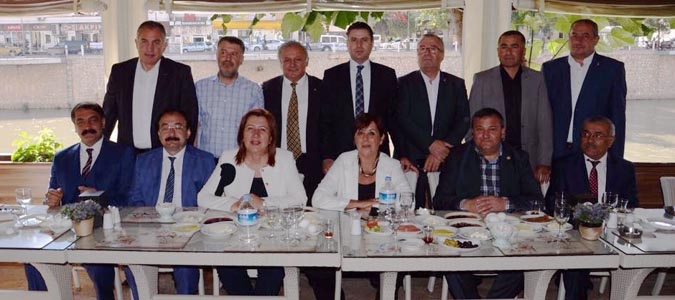 Cumhuriyet Halk Partisi il Örgütü düzenlediği kahvaltıda milletvekillerini tanıttı