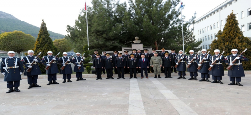 Jandarma Genel Komutanı Orgeneral Arif Çetin, Amasya İl Jandarma Komutanlığını Ziyaret Etti