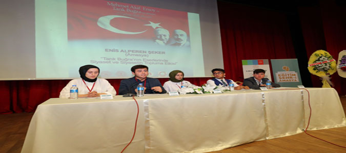 ‘Mehmet Akif Ersoy ve Tarık Buğra’nın Dilinden 100. Yılında Milli Mücadele’ Programı Kapsamında Panel Düzenlendi